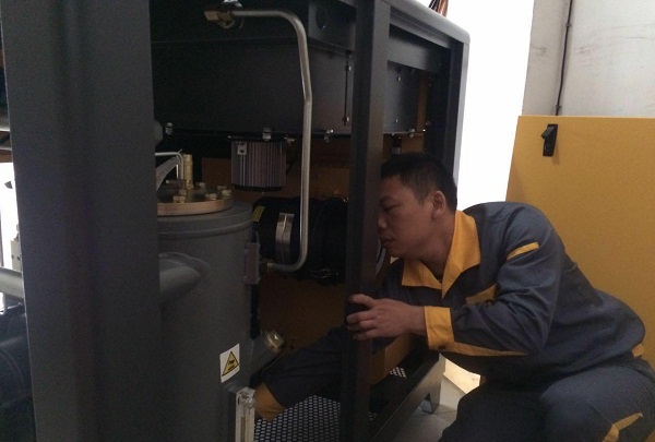 螺桿空壓機漏油不可忽視，預防診斷是關鍵！